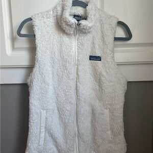 Patagonia Off-White Fleece Vest